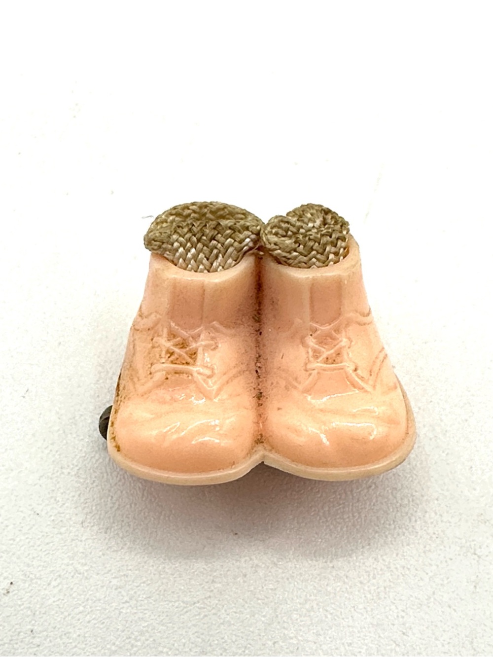 Vintage 1930s /40s Pink Baby Shoes Pin with Socks